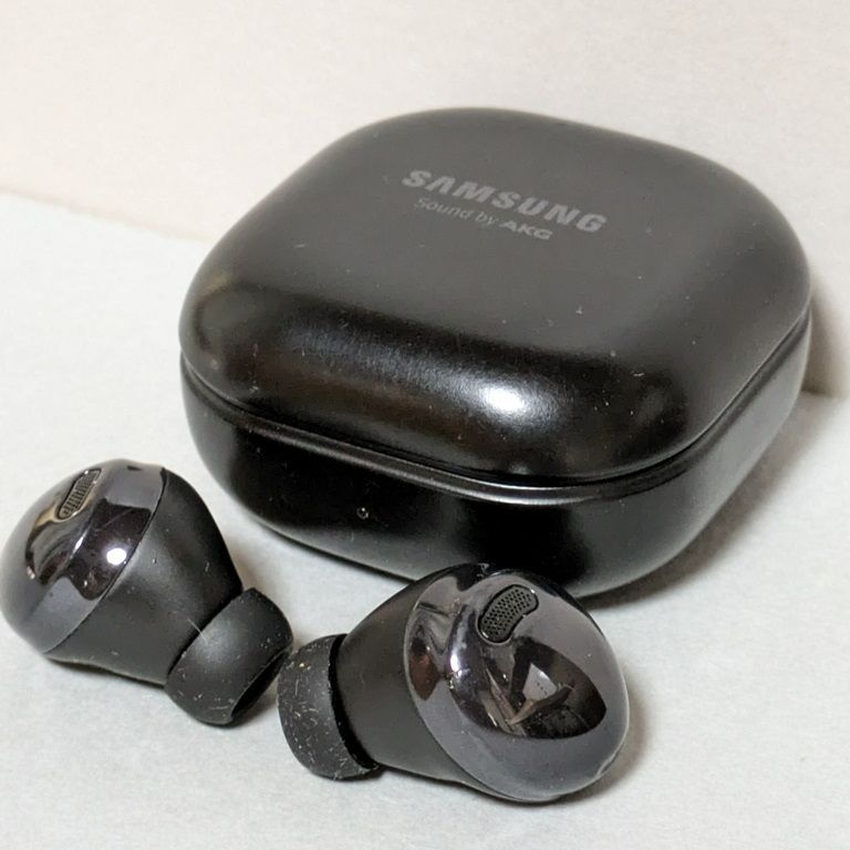 Galaxy Buds Sound by AKG ワイヤレスイヤフォン Galaxy Buds