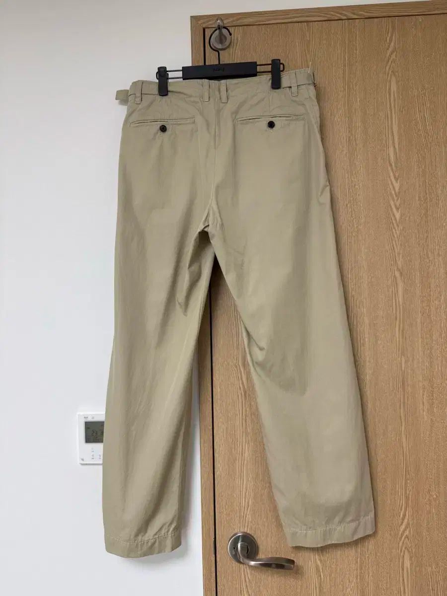 インザロウ オフィサー チノ パンツ サンド ベージュ 2 32