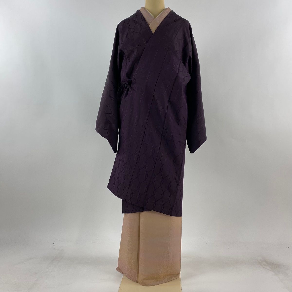 道中着 ロング 身丈109.5cm 裄丈65cm 正絹 逸品 未使用に近い 道中 道中着 ロング 身丈109.5cm 裄丈65cm 正絹 逸品 未使用に近い 道中