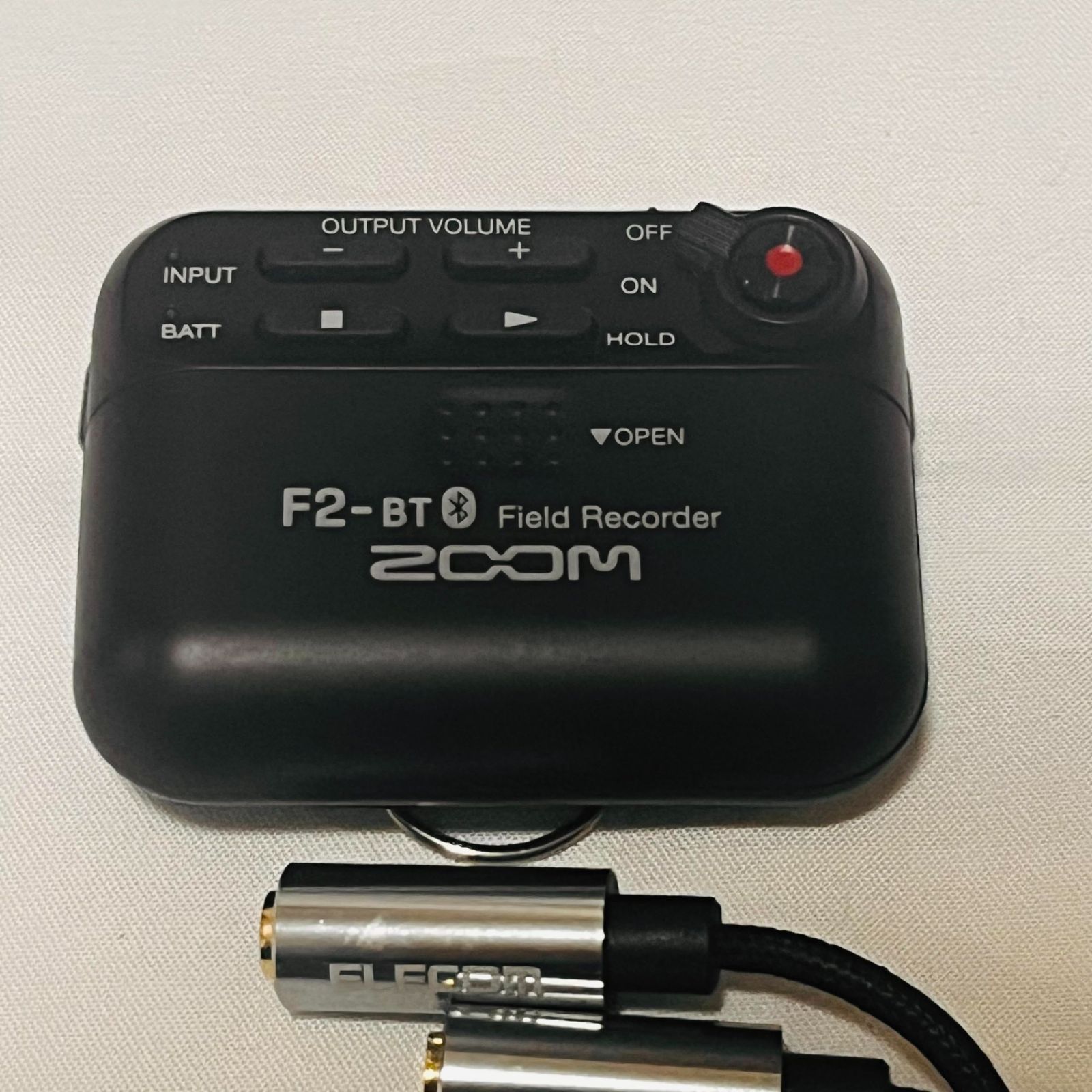 ZOOM ズーム F2-BT Bフィールドレコーダー ブラック No2341 WWW_OLIVIERBERNSTEIN_COM