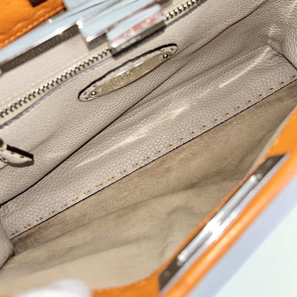 フェンディ 2WAY レディース セレリア ピーカブーレギュラー  