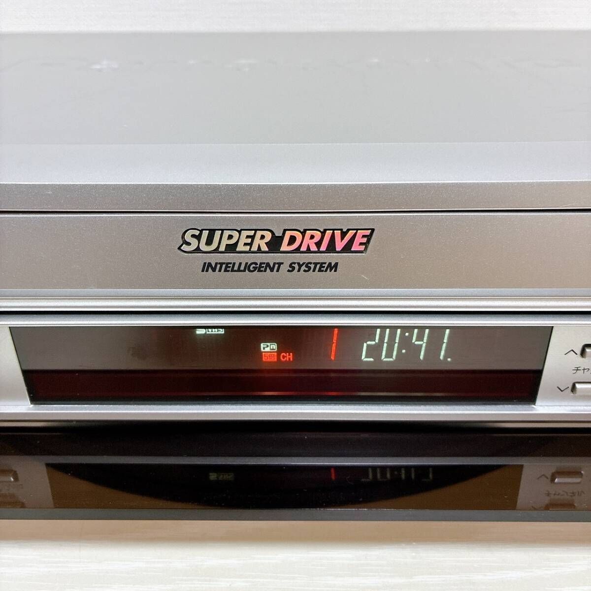 Panasonic NV-SV110　動作確認済み　美品 T08373400 【整備品】 Panasonic パナソニック ビデオデッキ VHS