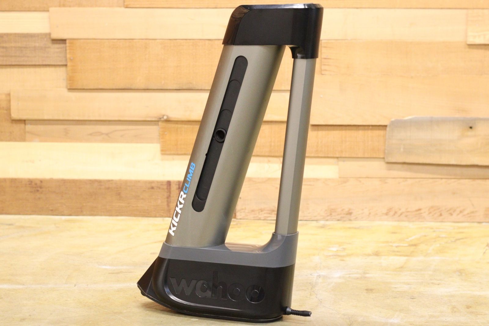 ワフー Wahoo キッカー クライム KICKR CLIMB インドアグレードシミュレーター 立川店