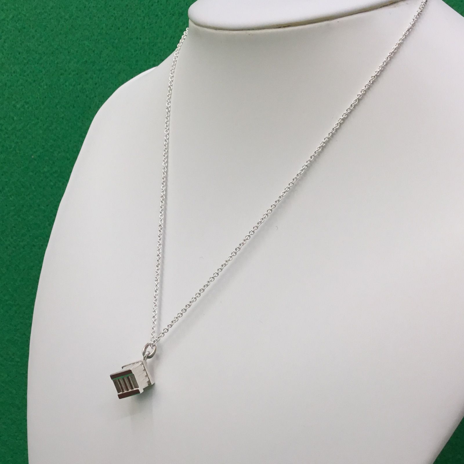 美品　ティファニー　ネックレス　925 犬　ドッグ　箱　袋　シルバー TIFFANY&Co.】ティファニー ドッグタグ ネックレス シルバー925