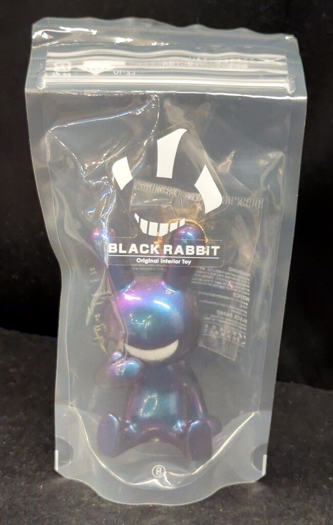 ブラックラビット BLACK RABBiT お座り マジョーラカラー青/白歯
