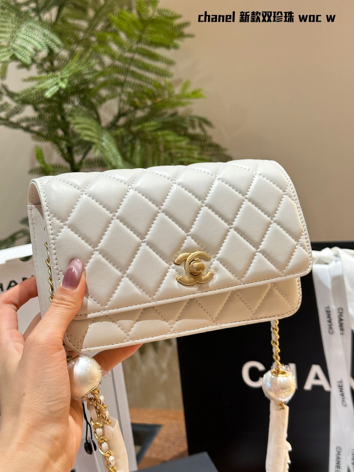 【柔らかな艶花咲くエレガンス♡】CHANEL ハンドバッグ 超ミニサイズも！「シャネル」可愛すぎる新作バッグ大人向け2つ