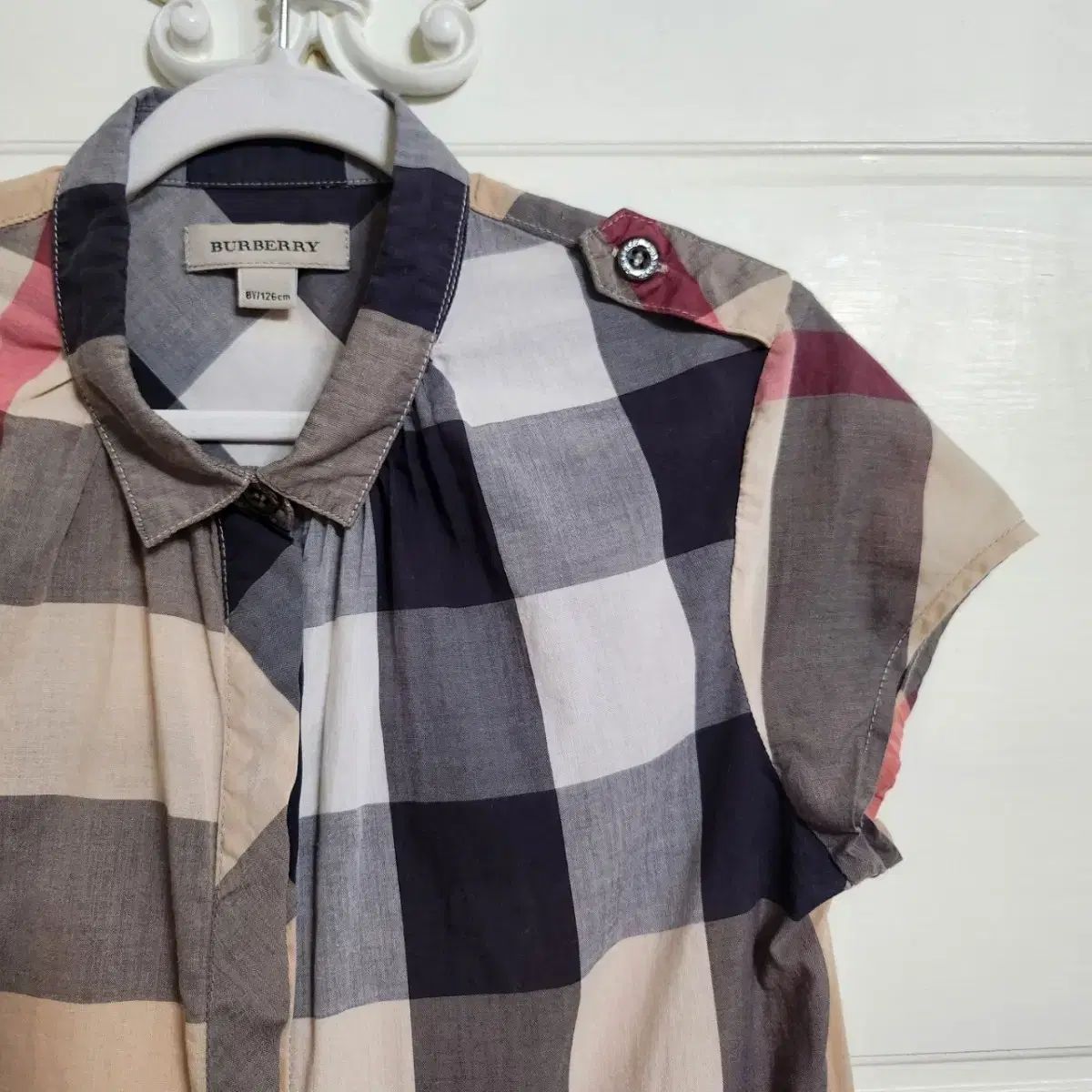 130 サブパラグラフ ( 8y ) バーバリーチルドレン 女児 半袖 シャツ