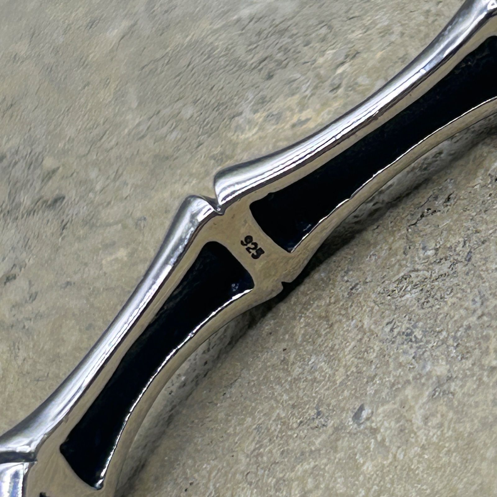 シルバー925 Sterling ボーンデザインヘビーバングル/軽研磨仕上げ Silver925 Wide Straight Bangle KARPOS -カルポス- | Ops