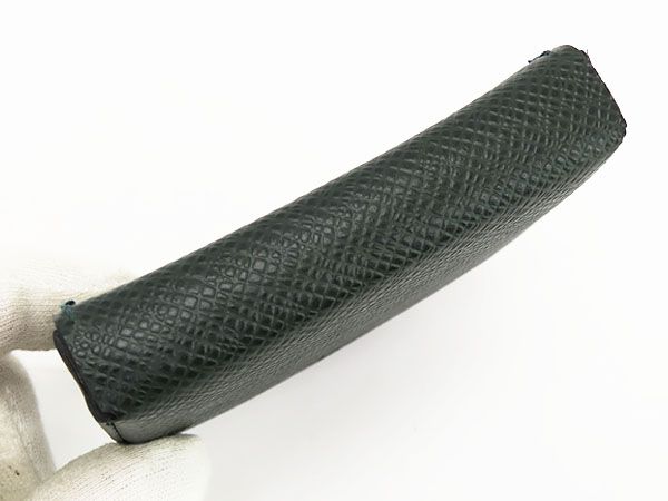ほぼ新品】ルイヴィトン LOUIS VUITTON タイガ ポルト モネ