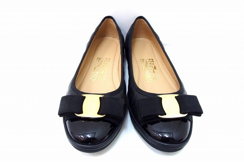 213549】Salvatore Ferragamo サルヴァトーレフェラガモ ヴァラ