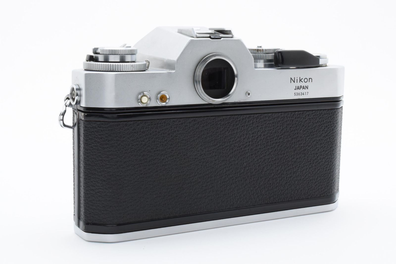 【ジャンク】ニコン　Nikomat EL 4914 【難あり品(ジャンク）】 Nikon Nikomat EL Silver 35mm