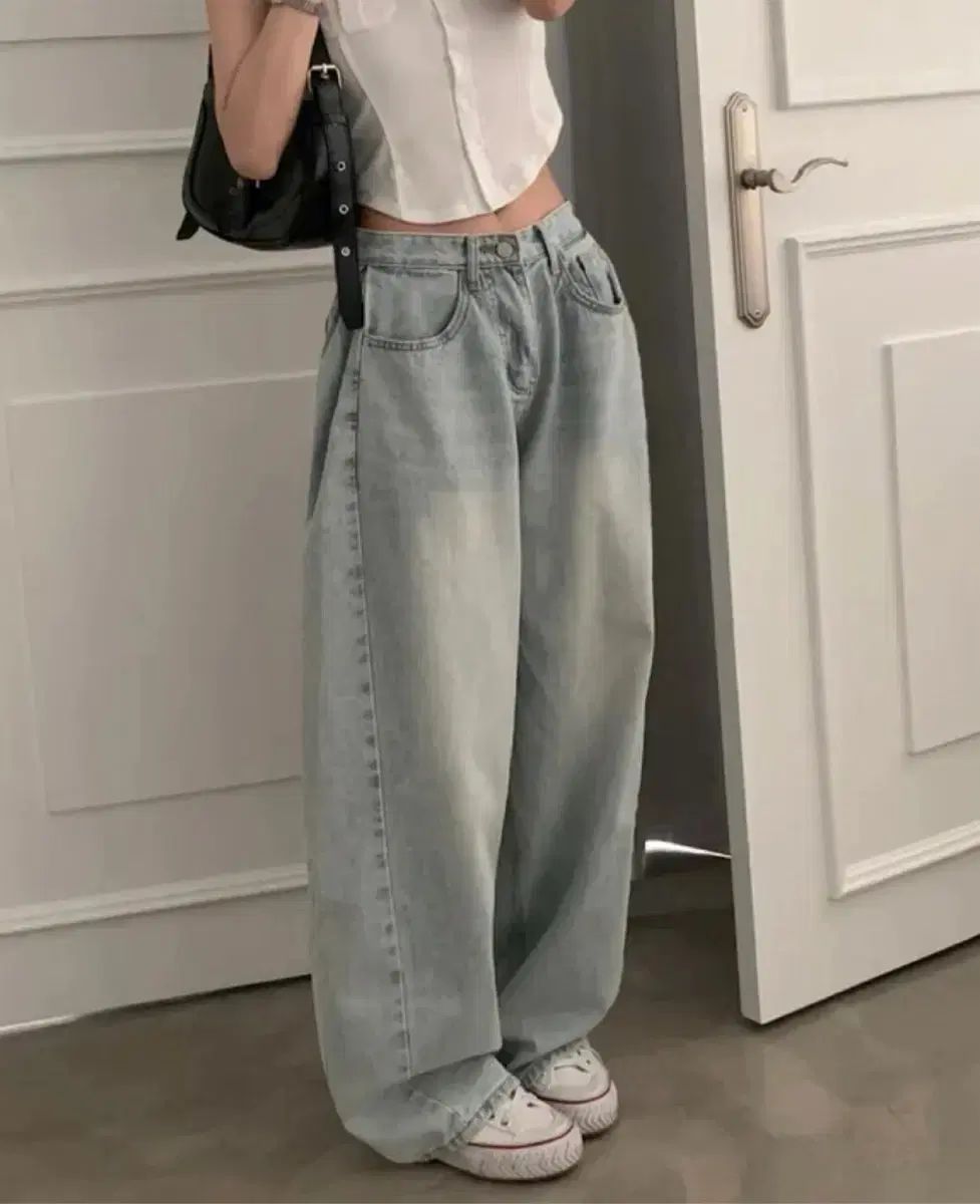 MUSINSA公式 | INSILENCE チェイントウィルバルーンフィットデニム