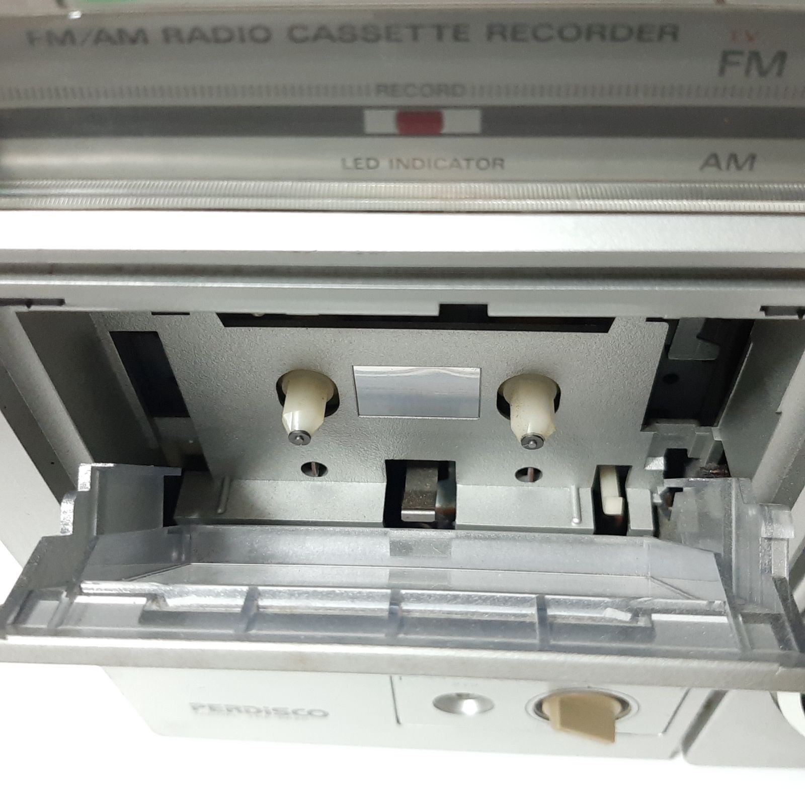 HITACHI日立TRK-LX5FM/AM 昭和レトロラジカセ ジャンク HITACHI TRK-LX5FM/AM Vintage Portable Cassette Player Fully