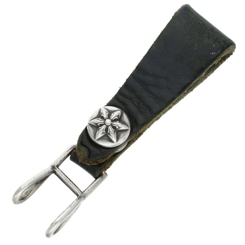 CHROME HEARTS クロムハーツ ベルトループ クロスボタン レザー クロムハーツ（Chrome Hearts）ベルトループ Dリングクロスボタン