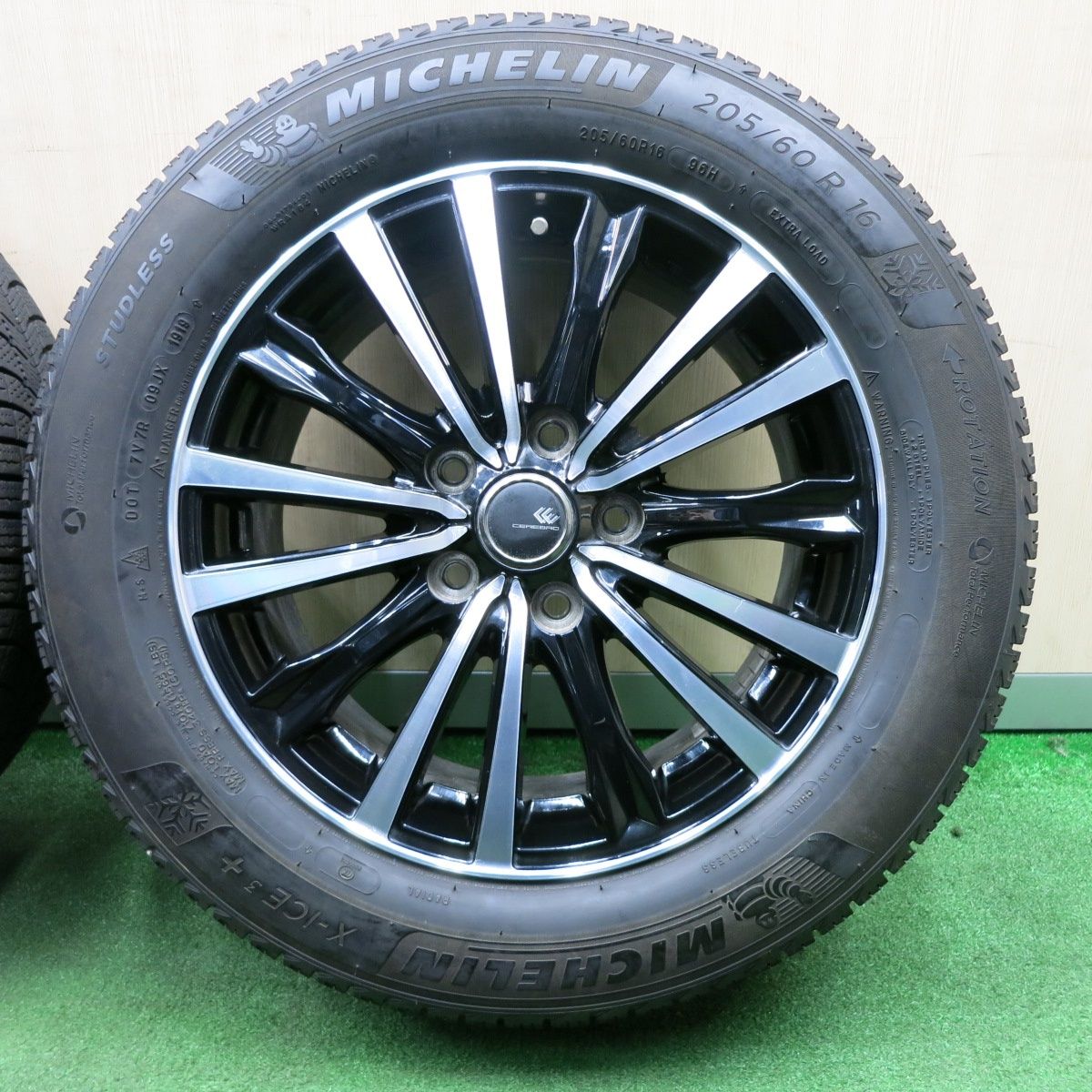 バリ溝！9分★スタッドレス 205/60R16 ミシュラン X-ICE XI3 社外 アルミ ホイール PCD114.3 5H 4H マルチ 16インチ★ 送料無料* バリ溝！9.5分☆スタッドレス 205⁄60R16 ミシュラン X-ICE3+