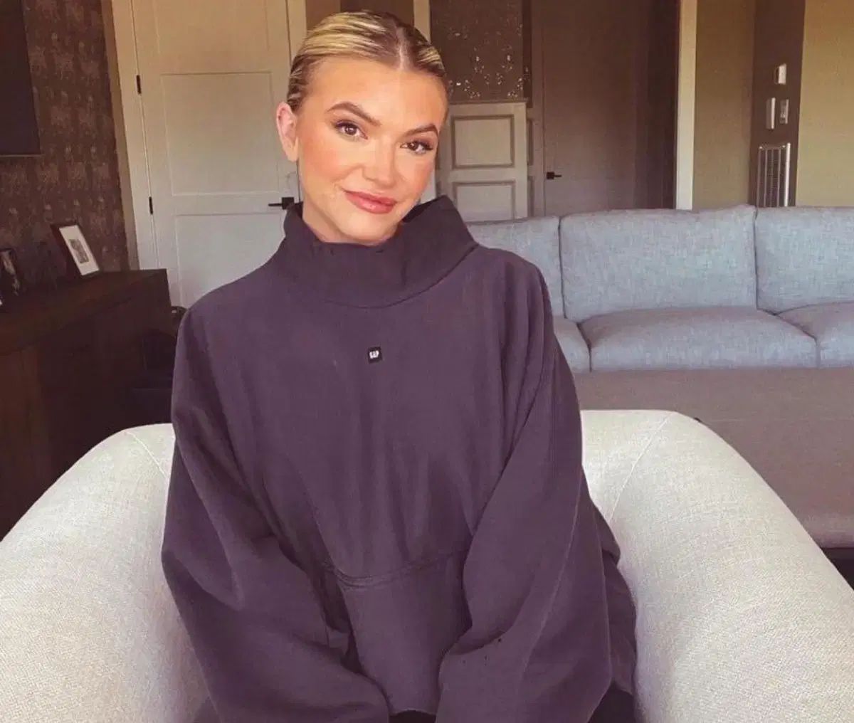 YEEZY GAP バレンシアガ ハイネックスウェット ダークグレー 新品 Yeezy Gap Engineered by Balenciaga High Neck Sweater