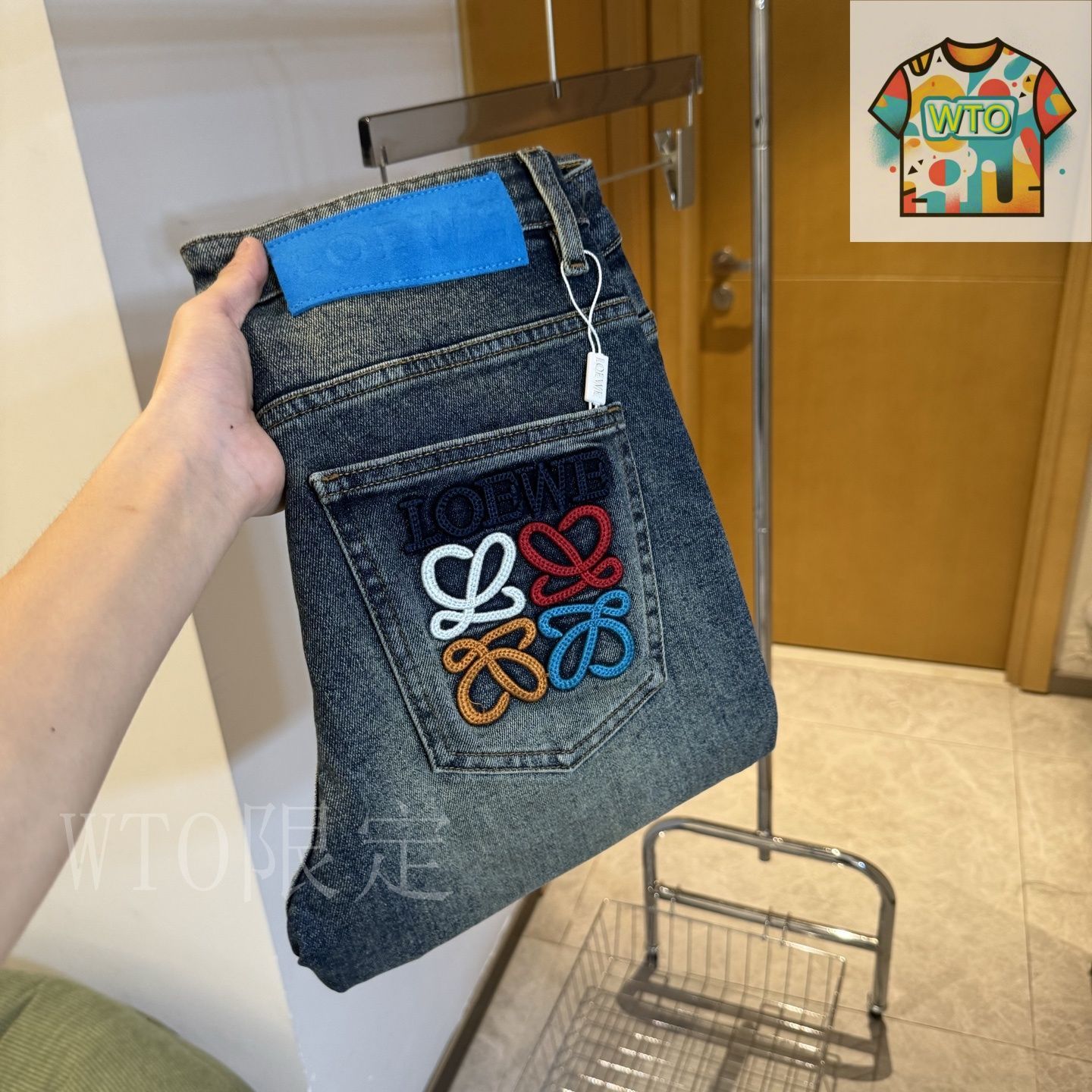 【関税送料込!!★特価 在庫品薄!】LOEWE クラシックパンツ LOEWE（ロエベ）スラックス 赤 サイズ:-(XS位) メンズ