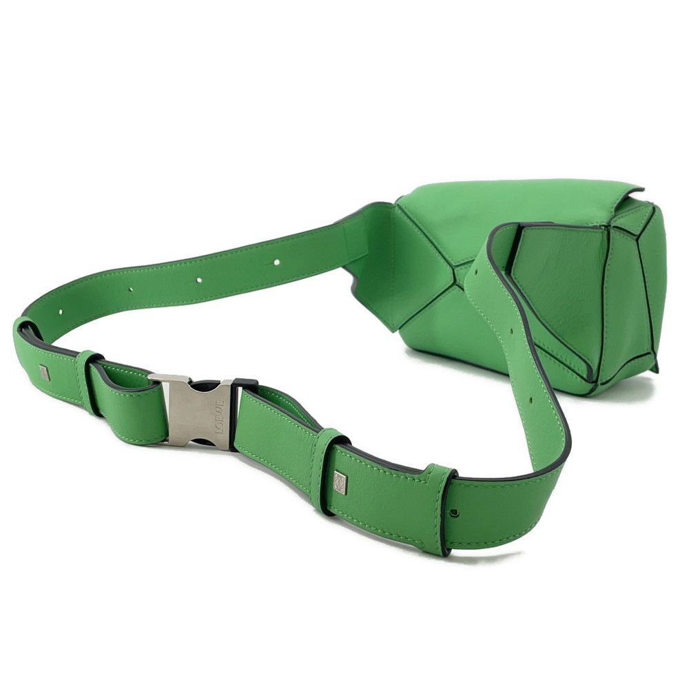 ロエベ ボディバッグ パズル バムバッグ ミニ レザー B510U89X02 LOEWE