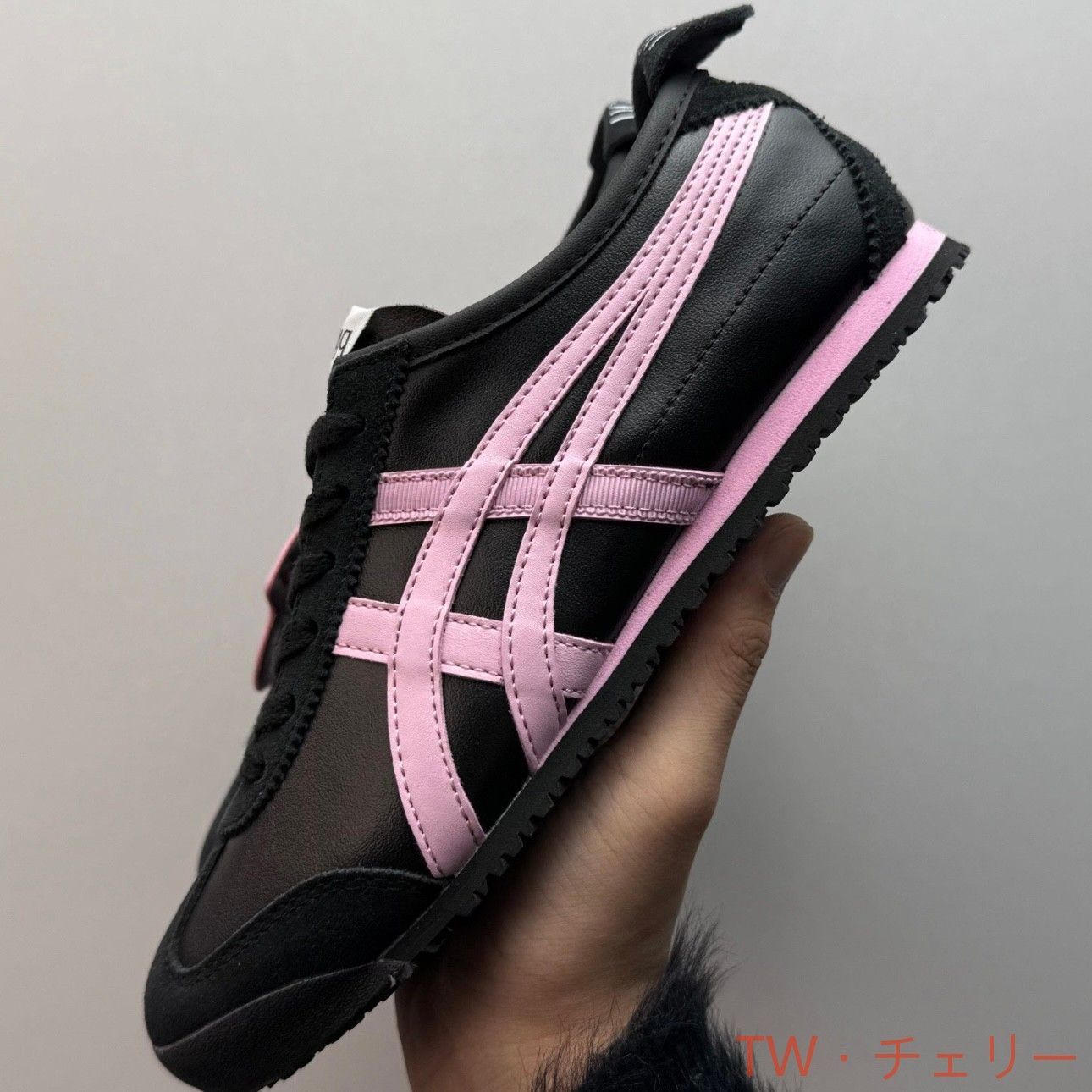 Onitsuka Tiger Mexico 66 パトゥ オニツカタイガー メキシコ66 ブラック|ピンク 男女兼用
