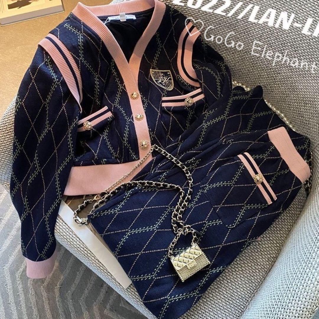 SEESAYネックピロー内蔵型 トラベルウェアパーカー＋パンツセット2着 SEESAYネックピロー内蔵型 トラベルウェアパーカー＋パンツセット(単品