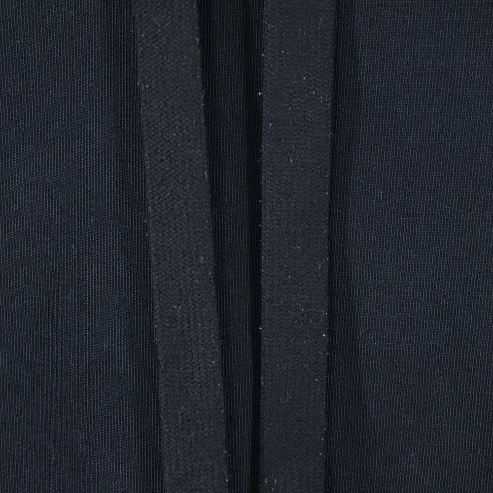 ロゴプリント プルオーバーフーディー