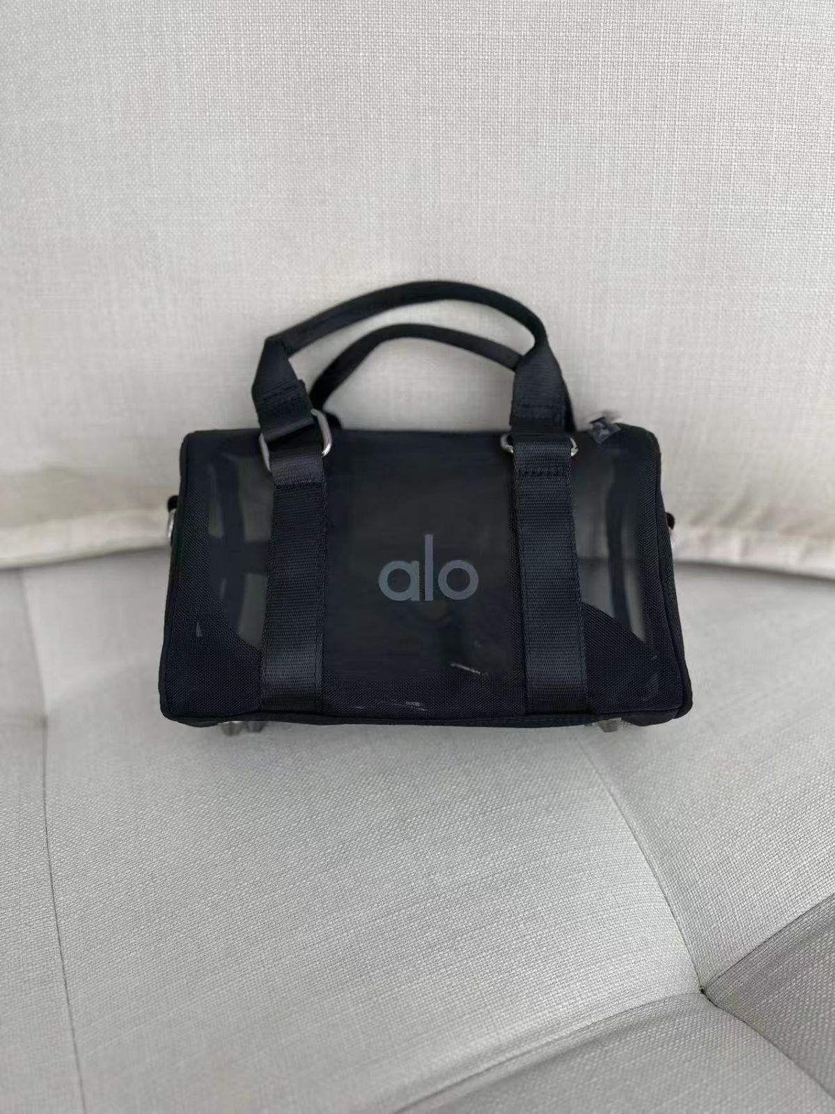 Alo Yoga アロヨガ フィットネスバッグ ショルダーバッグ ヨガ