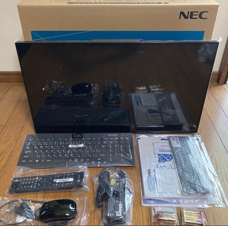 展示美品3年保証☆NEC 一体型デスクトップPC NEC LAVIE A27 PC