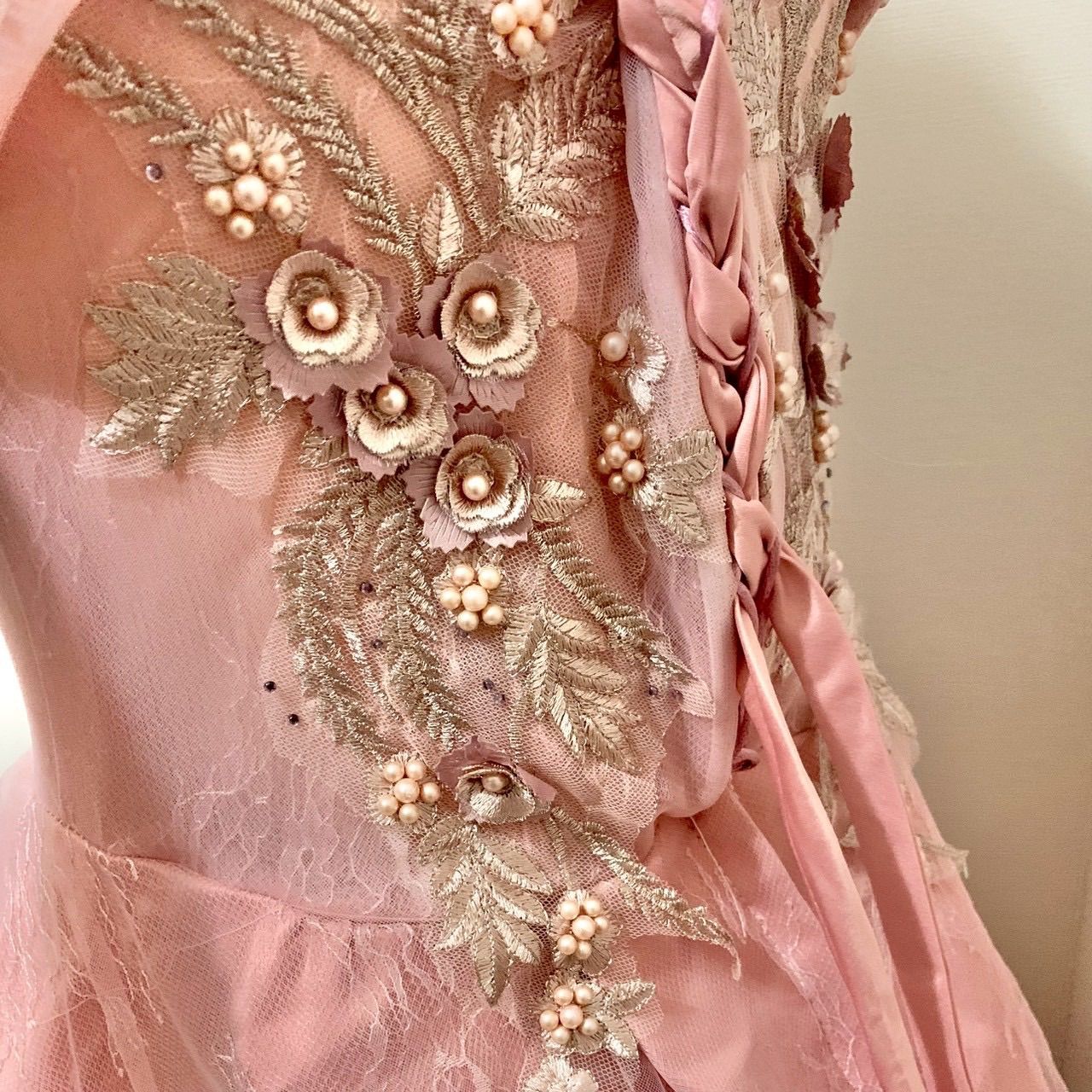 ロングドレス 花刺繍