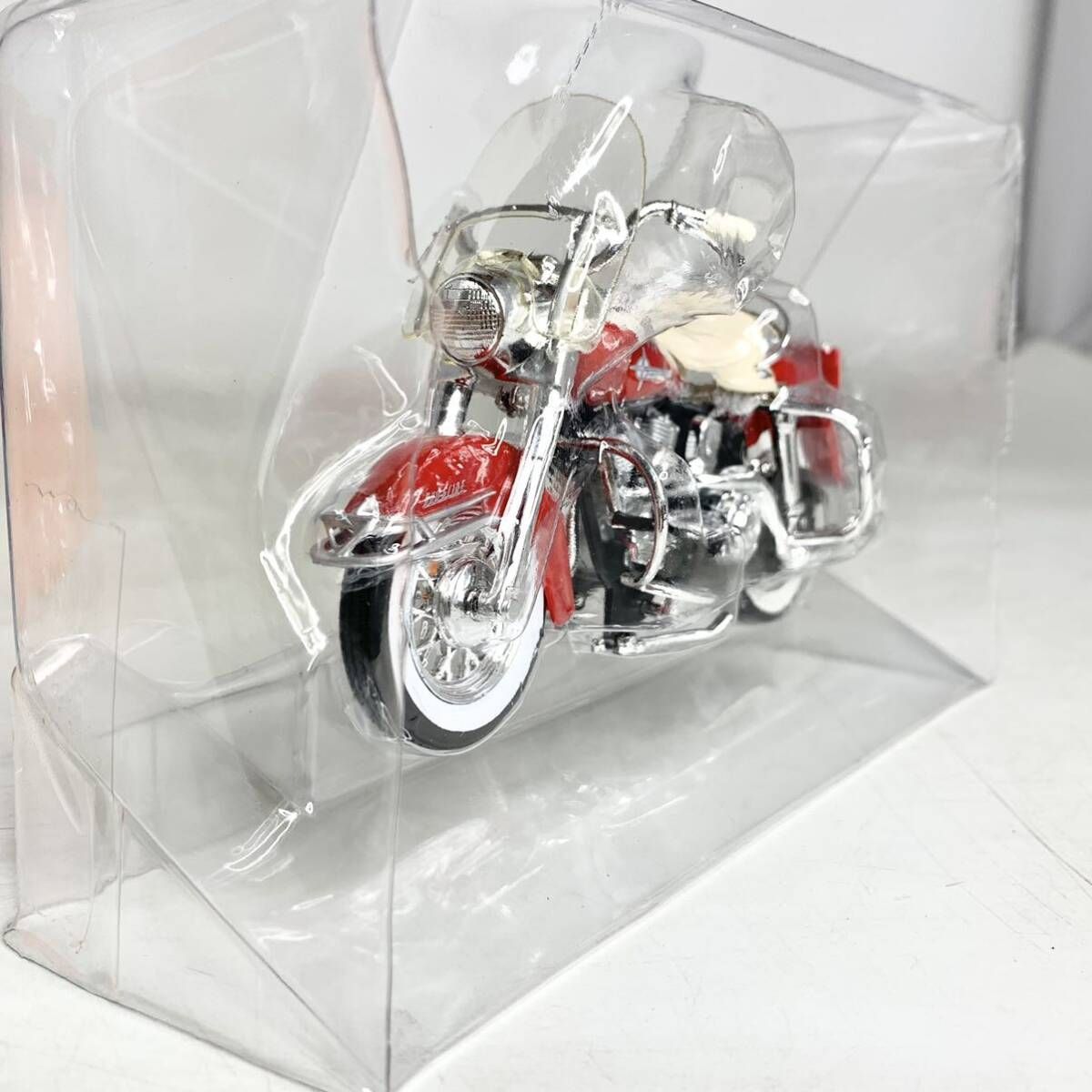 マイスト ハーレーダビッドソン 1/18 1962 FLH DUO GLIDE ダイキャスト Maisto HARLEY-DAVIDSON シリーズ5