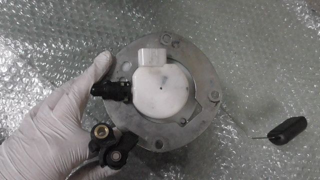 フューエルポンプ 1759199626