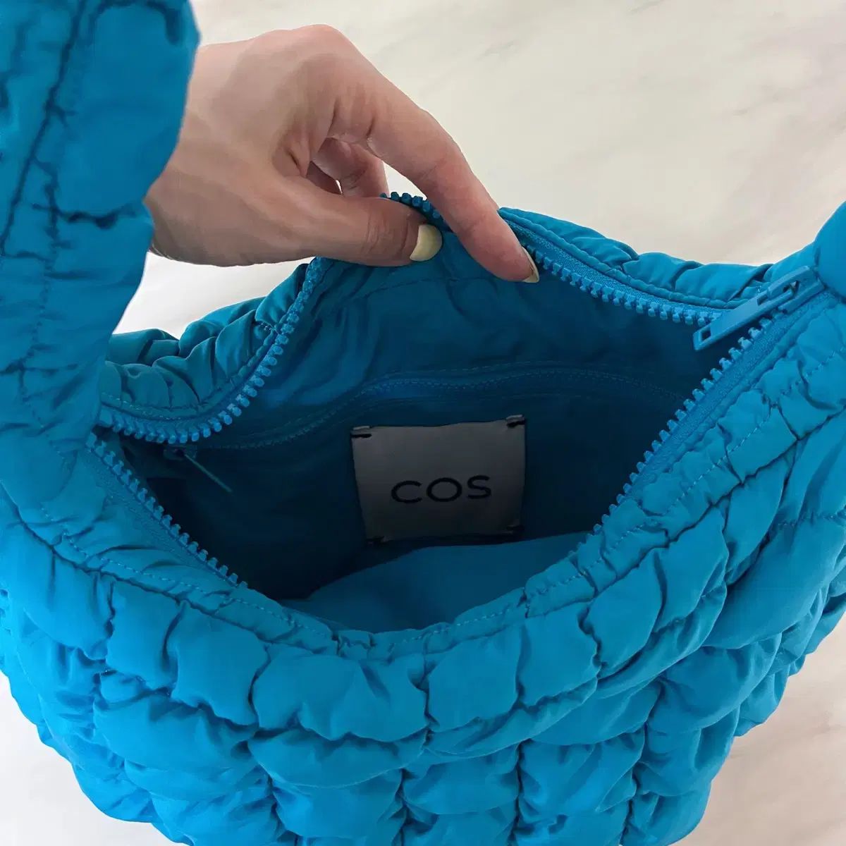【関送込】COS キルティングマイクロバッグ QUILTED MICRO MINI BAG キルトマイクロミニバッグ｜COS コス