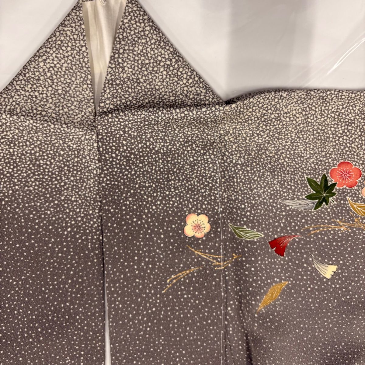 ほぼ美品　花井幸子　振袖　色無地　飾り紋入り　シンプルな縮緬　正絹　濃浅葱色 平和屋着物□極上 ファッションデザイナー 花井幸子 六通柄袋帯