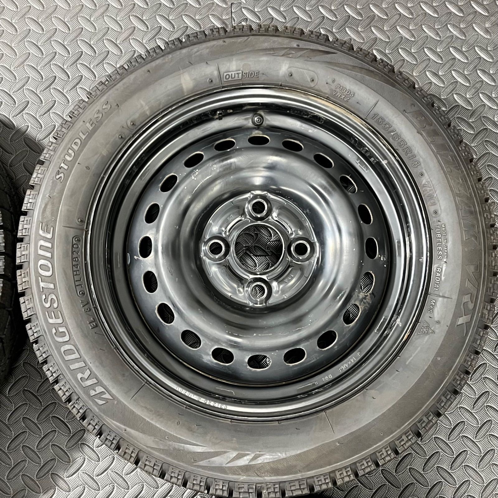 ブリヂストン ブリザックVRX