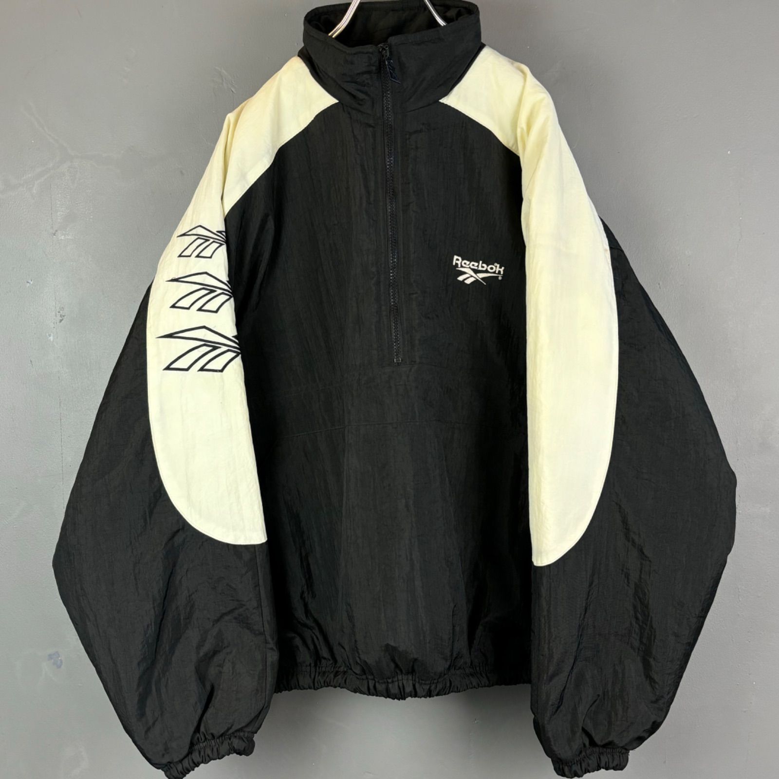 90s Reebok Nylon Logo Embroidery Down Jacket Half Zip Black リーボック ヴィンテージ ナイロンジャケット  中綿ジャケット ハーフジップ プルオーバー ブラック 黒 内側キルティング - メルカリ