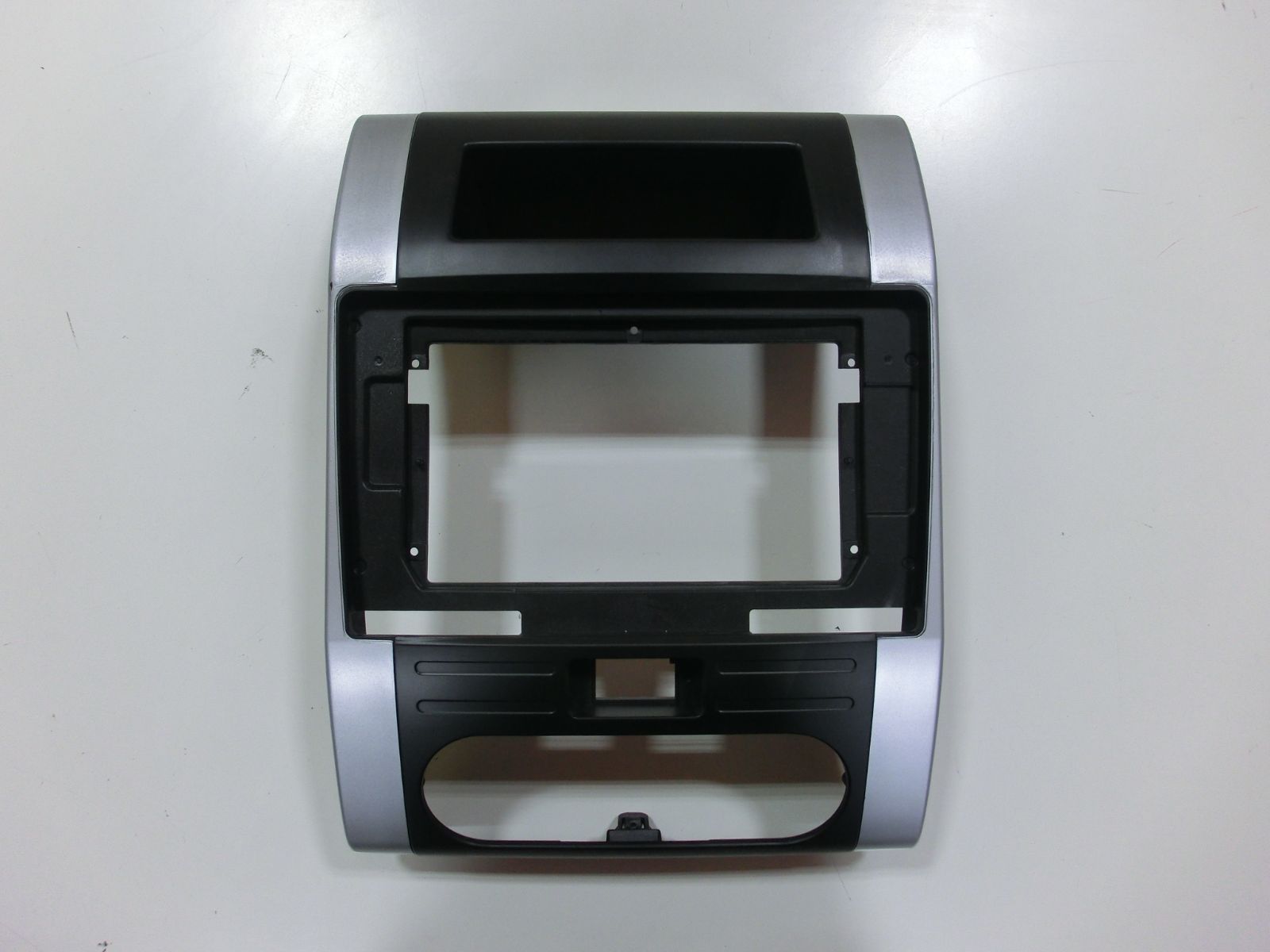 JK24119 訳アリ品 ca-ni22-243a 海外製10.1インチ向け X-TRAIL エクストレイル T31系 H19.08-H25.12 2007.08-2013.12 国産ナビ取付不可 ナビ取付フレーム オーデイオフェイスパネル オーディオ