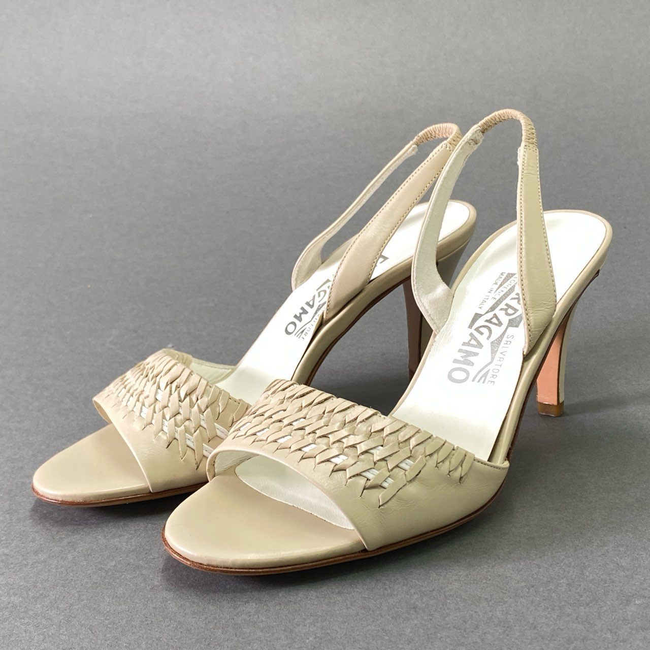 8e18 《美品》 Salvatore Ferragamo サルヴァトーレ フェラガモ