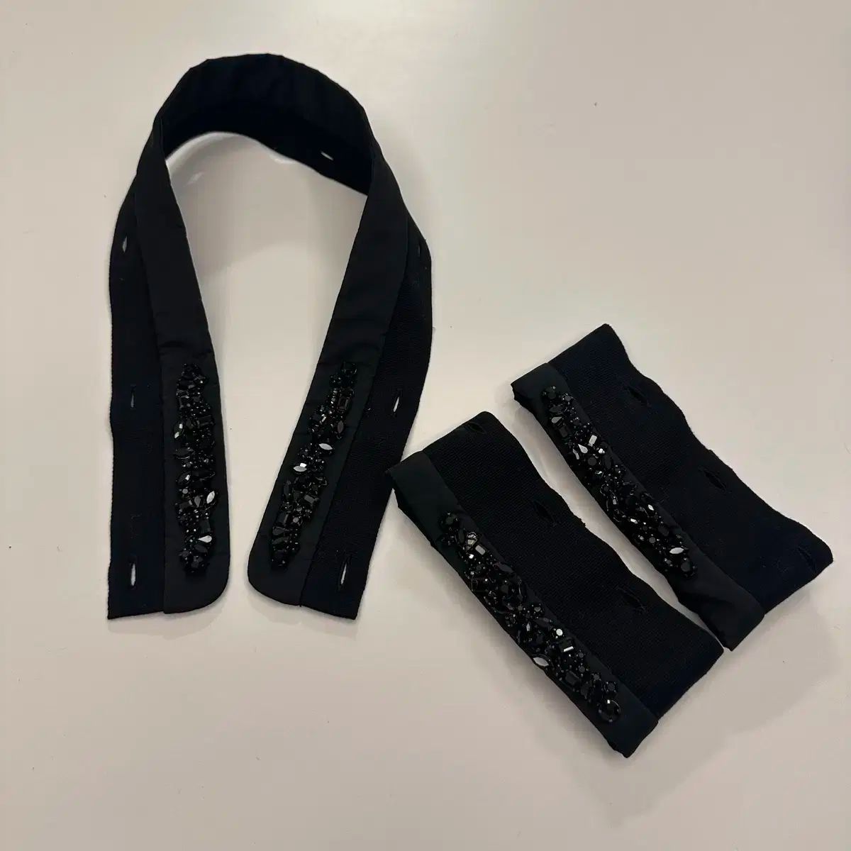  MAX MARA マックスマーラ ビーズ装飾 フード装飾 カフ装飾 ノベフ ノーベルー ノーベロ その他 アクセサリー