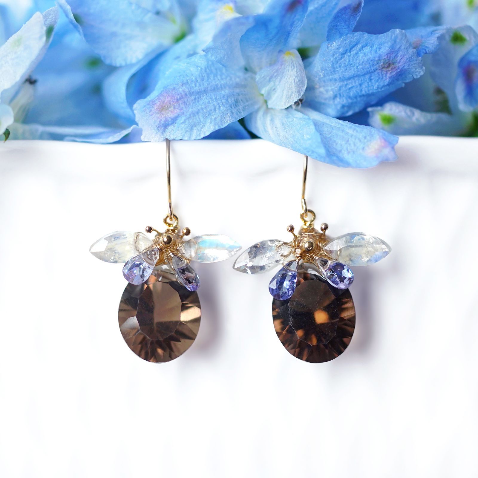 オーロラピンクリボンとパールとハートのビジューピアス/イヤリング