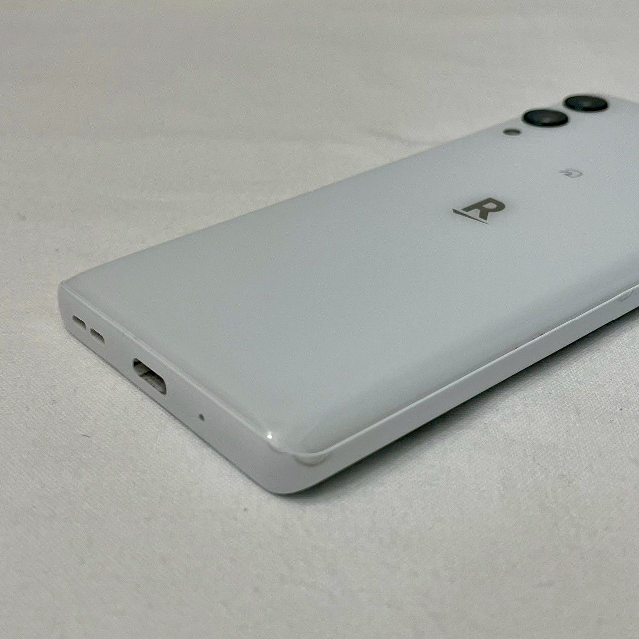 Rakuten Hand 5G 未使用品 開封済み 5G Rakuten Hand スマホ 中古一覧｜SIM