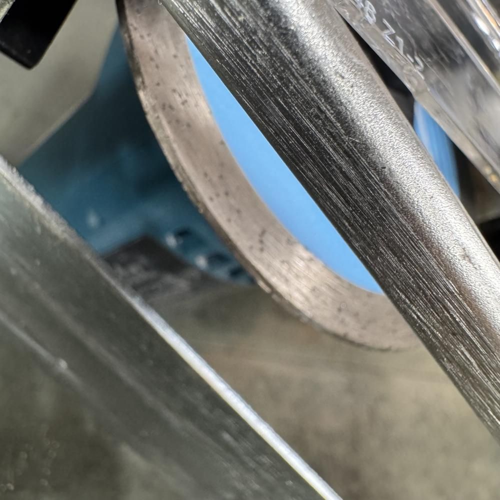 MC300DZ 18V充電式コンパクトカッタ