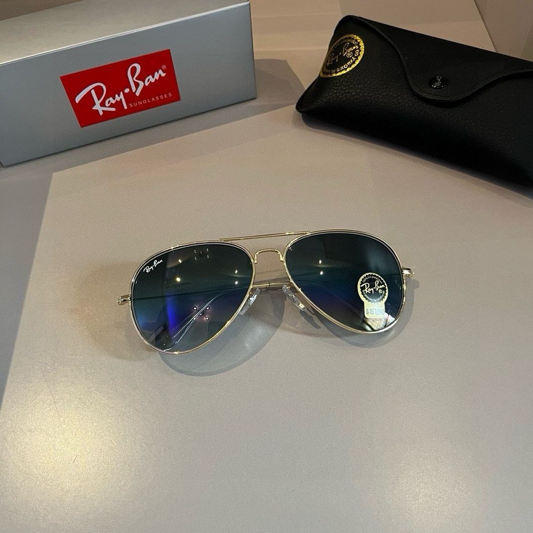 Ray Ban レイバン　RB3025 アビエーター　ティアドロップ