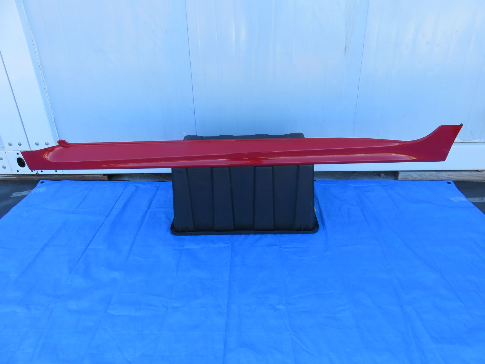 SFC2764 スバル VMG VM4 レヴォーグ 純正 左 サイドステップ サイドスカート サイドスポイラー 左側 助手席側 C7P 赤 ライトニングレッド