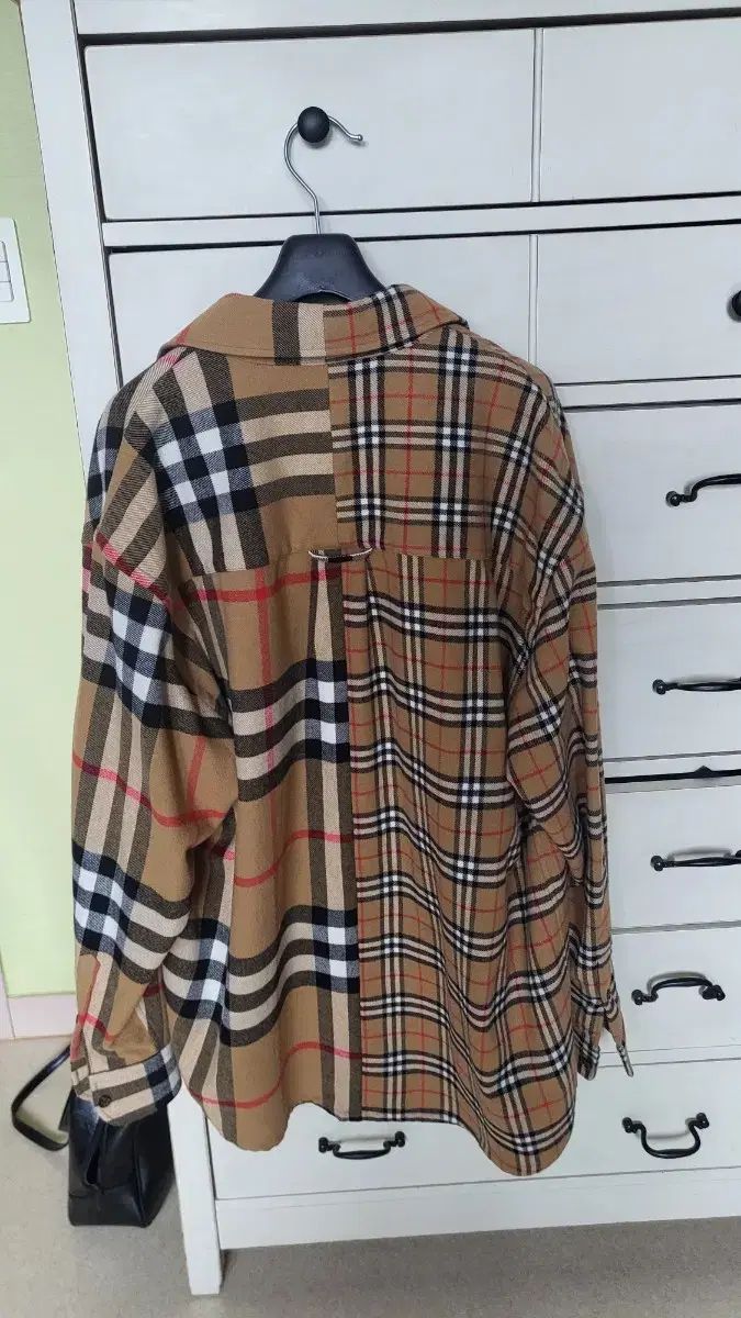 ゴーシャラブチンスキー バーバリー フランネルシャツ 【公式通販】