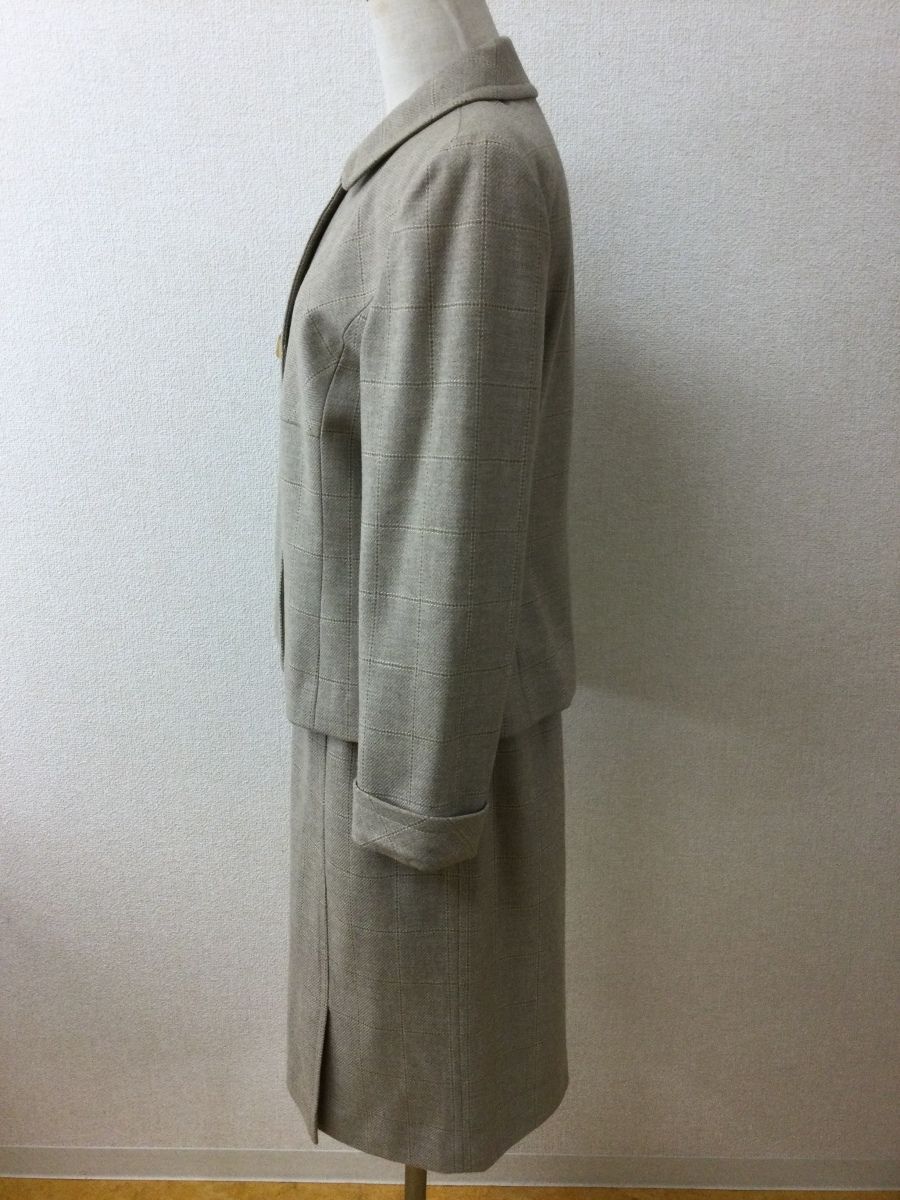ベージュチェックスーツ カシミヤブレンド