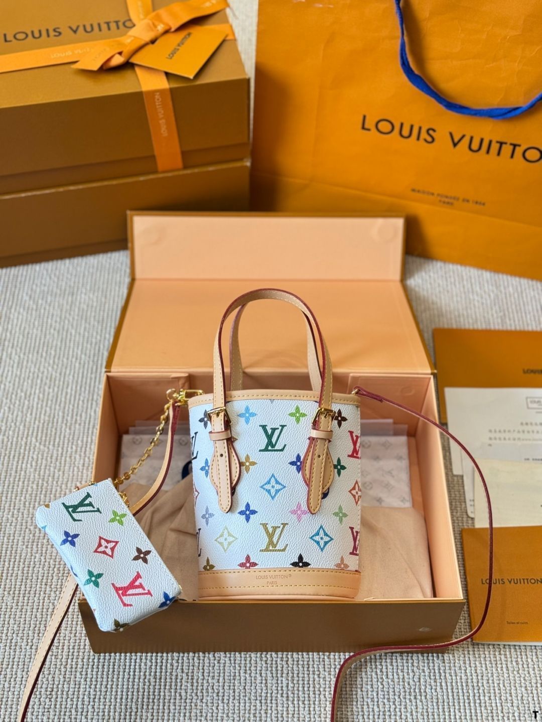 Louis Vuitton カラフル バケットバッグ 今日特価】LV Mini White Multicolore Bucket Bag - LV ミニ