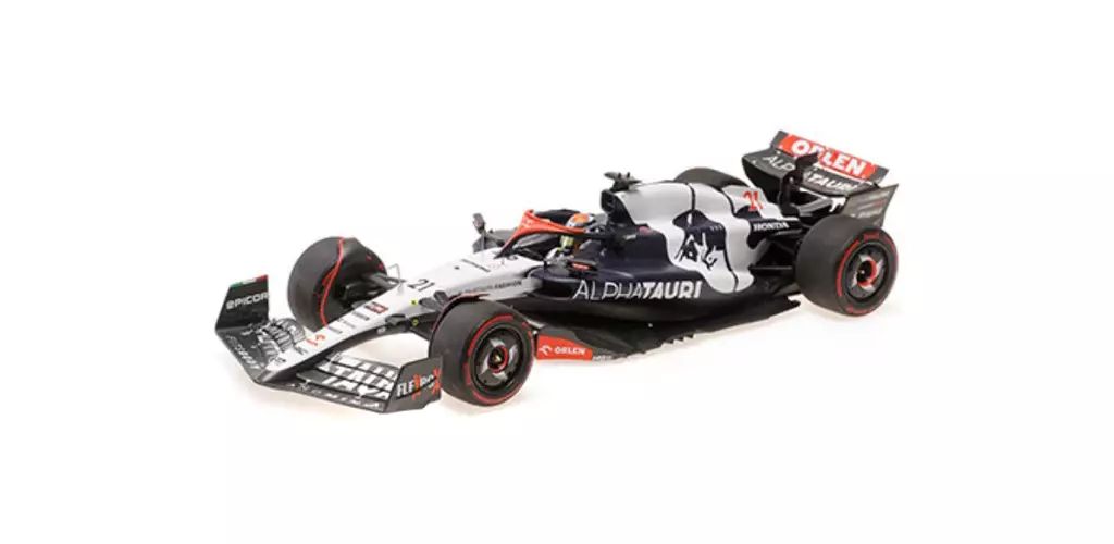 低価，送料無料 【新品】ミニカー 1/18 スクーデリア アルファタウリ AT04 ニック・デ・フリース 2023 [117230121] その他