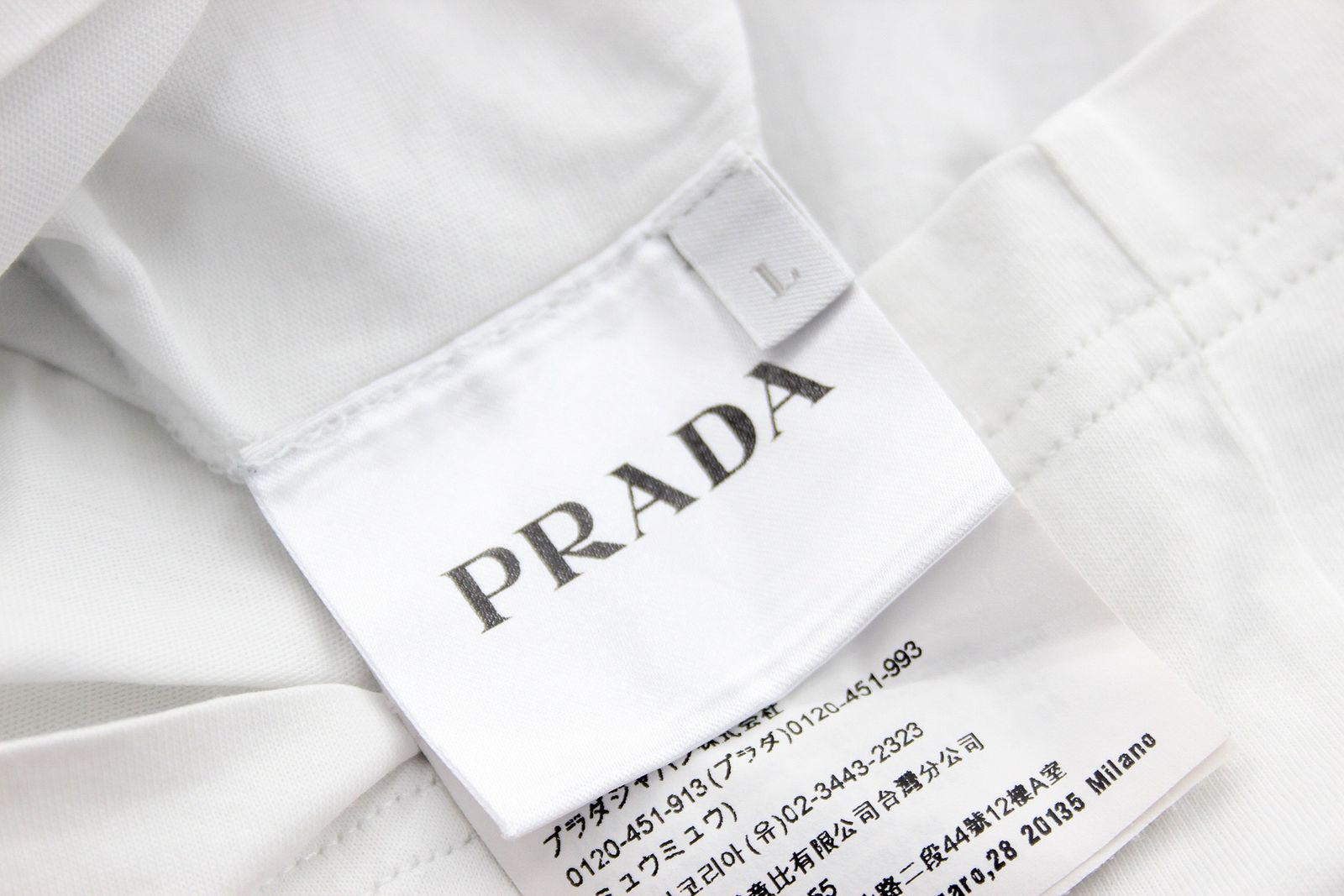 PRADA(プラダ) 白Tシャツ Lサイズ メンズ ホワイト 無地 コットン100