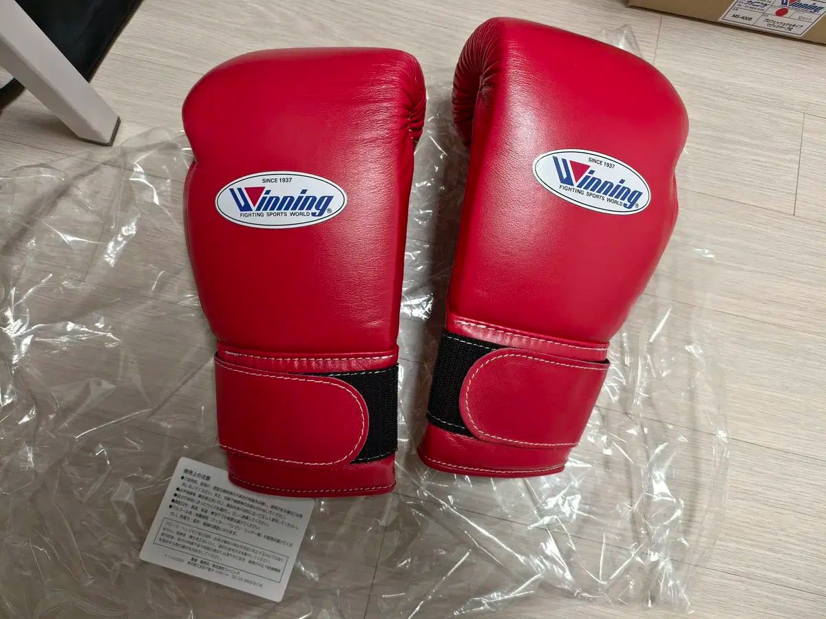 winning ウイニング ボクシンググローブ 12オンス赤　JABF-12 Winning ウィニング ボクシンググローブ 赤 12オンス winning