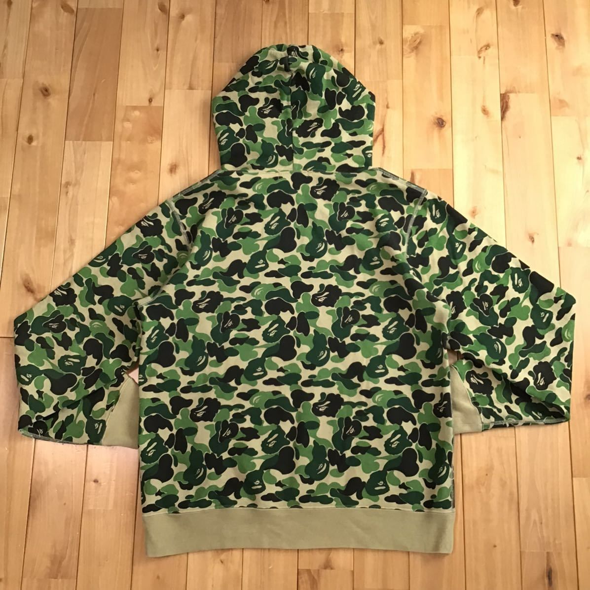 Undefeated × BAPE ABC camo COLLEGE PULLOVER HOODIE Lサイズ a ...