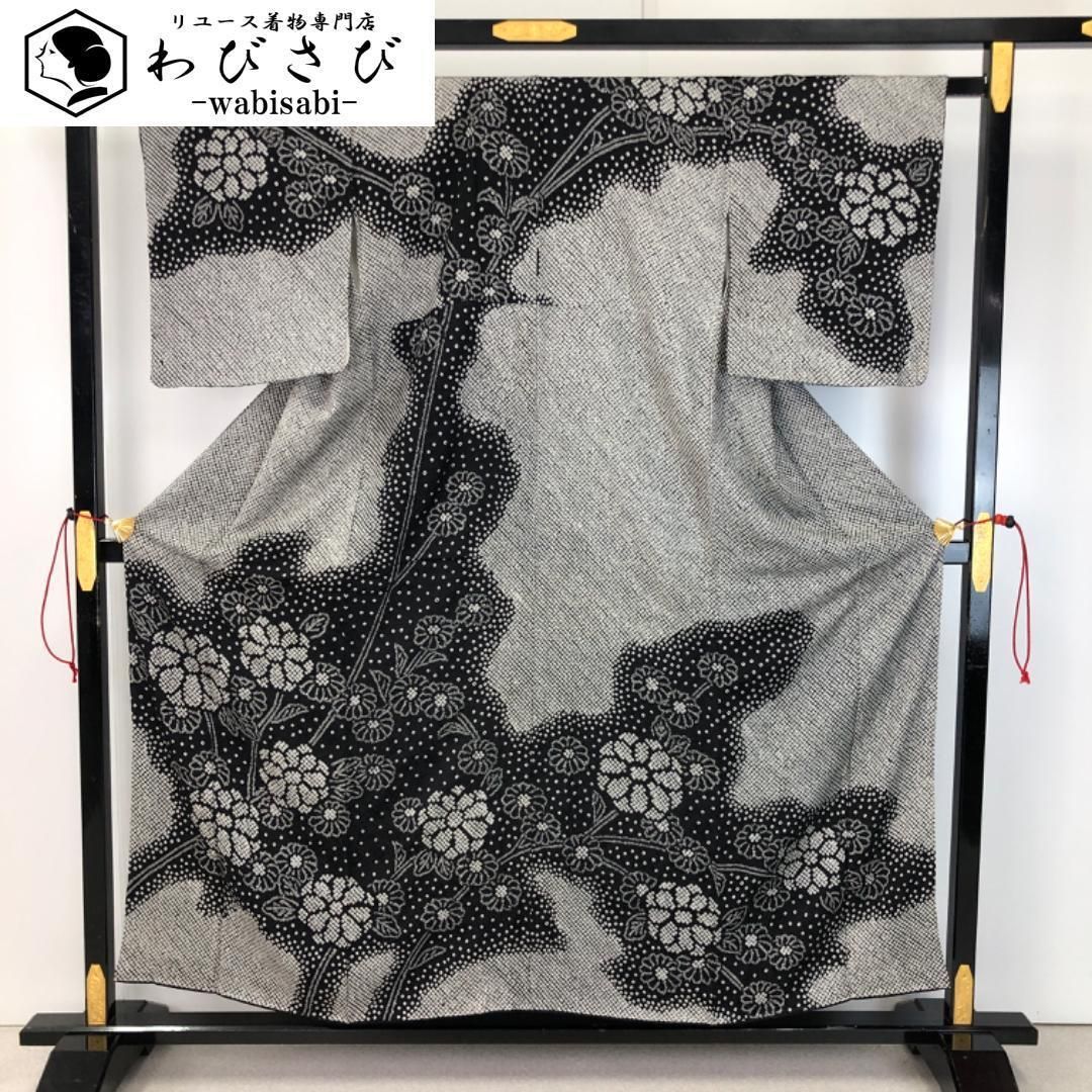 訪問着 総絞り 花柄模様 黒色 モノトーン K-4777 - メルカリ